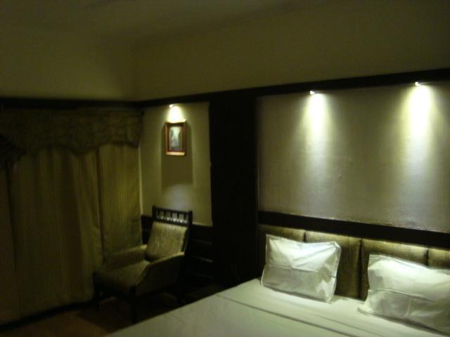 Hotel The Rajshahi Palace Indore Exterior foto
