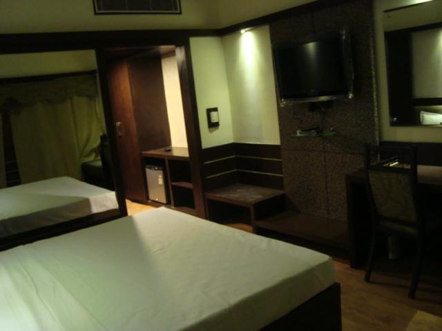 Hotel The Rajshahi Palace Indore Exterior foto